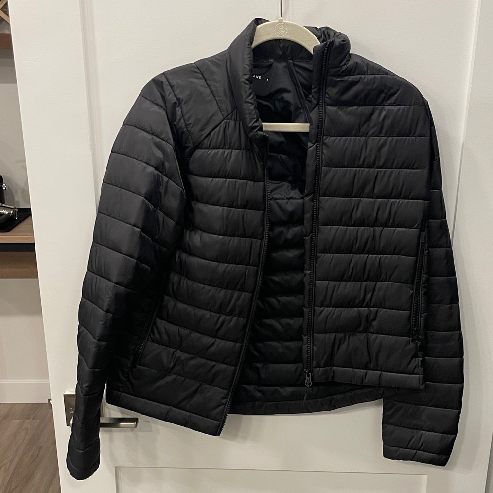 Everlane Lightweight Packable Black ReNew Puffer